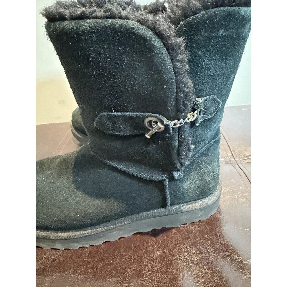 UGG Estera UGG Plush Faux Fur Lined Boot - Black - Size 9